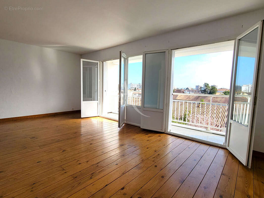 Appartement à BORDEAUX