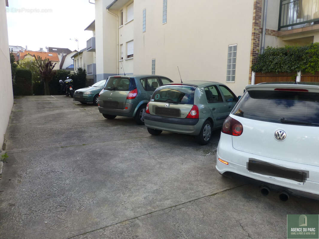 Appartement à SURESNES