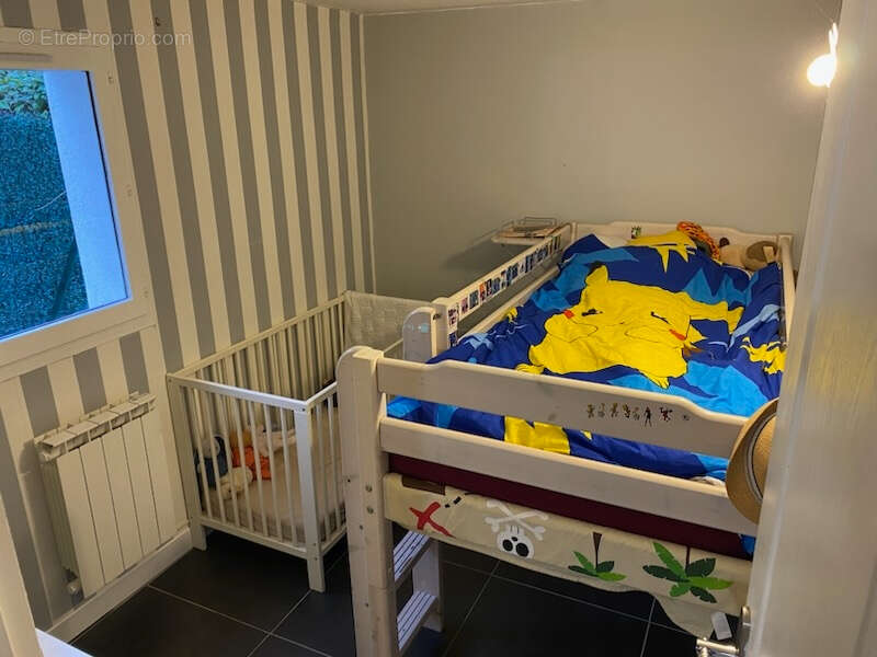 Maison à SAINT-CEZAIRE-SUR-SIAGNE