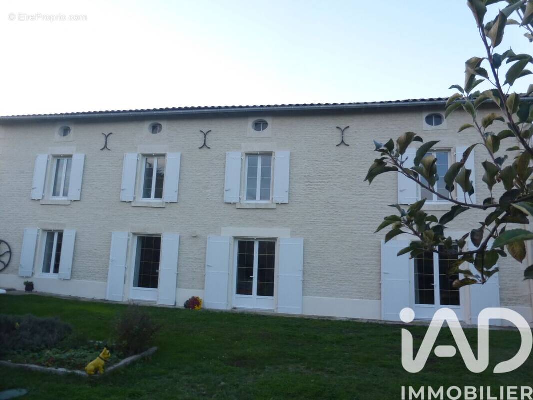 Photo 1 - Maison à CRAMCHABAN