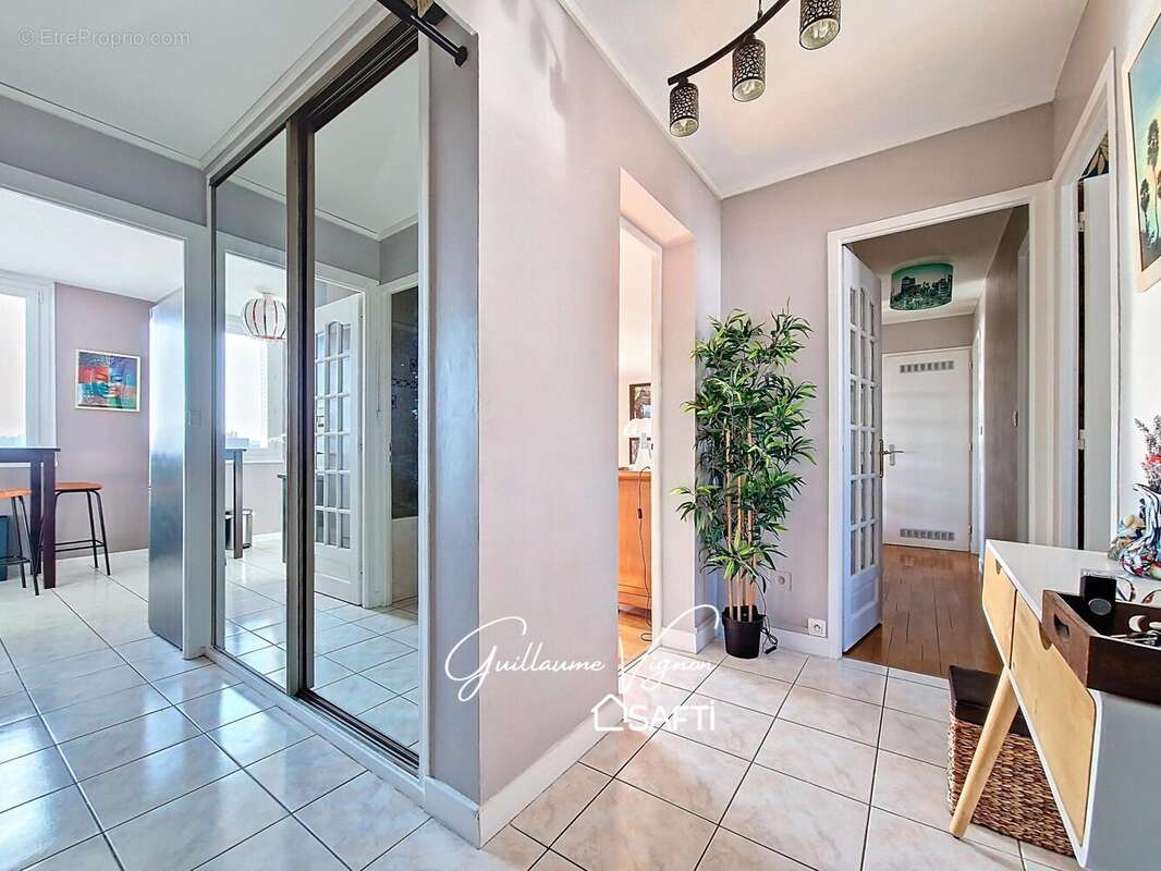 Photo 8 - Appartement à SAINTE-FOY-LES-LYON