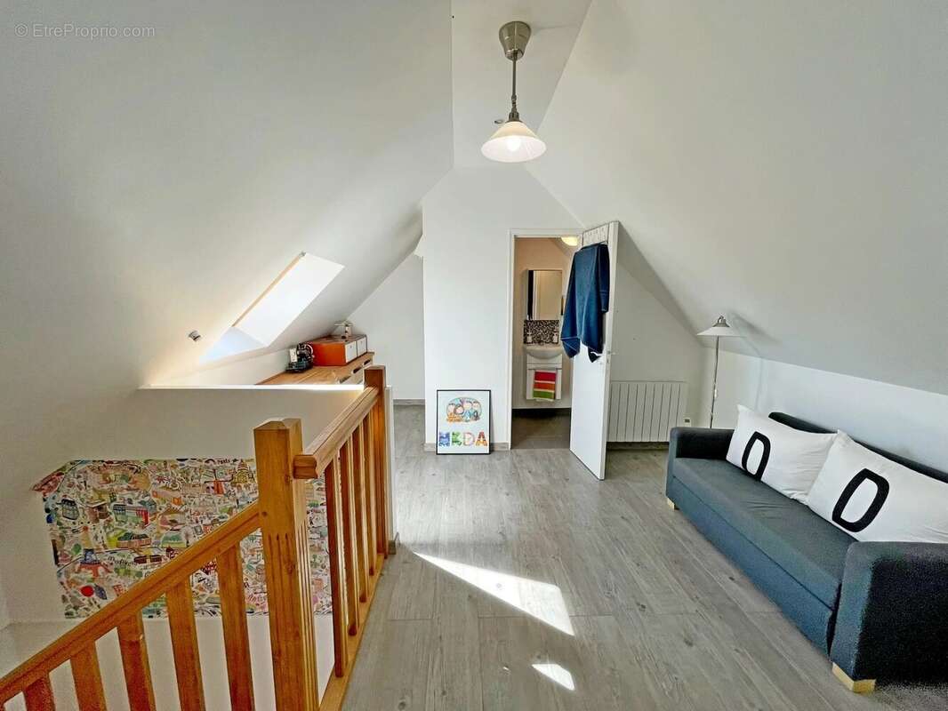 Maison à MONTSAUCHE-LES-SETTONS