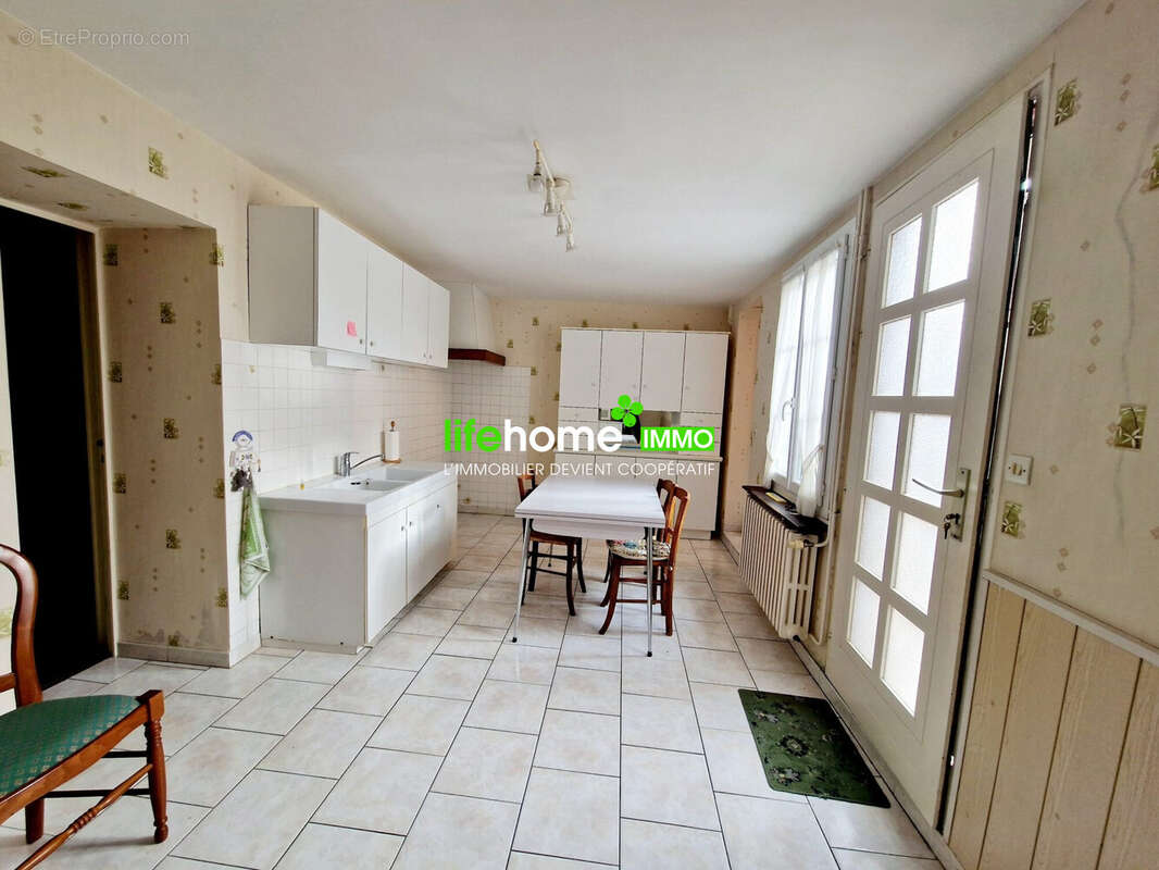 Maison à CHATILLON-SUR-INDRE