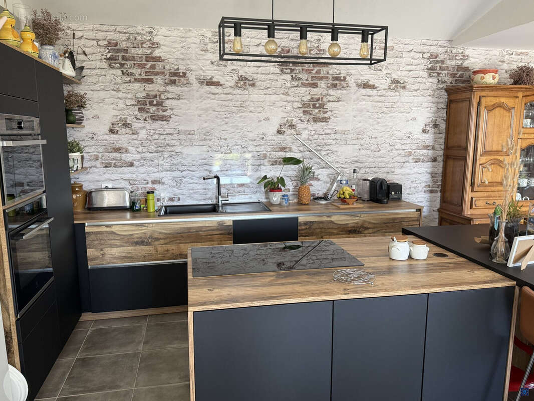 Maison à MORNAC-SUR-SEUDRE