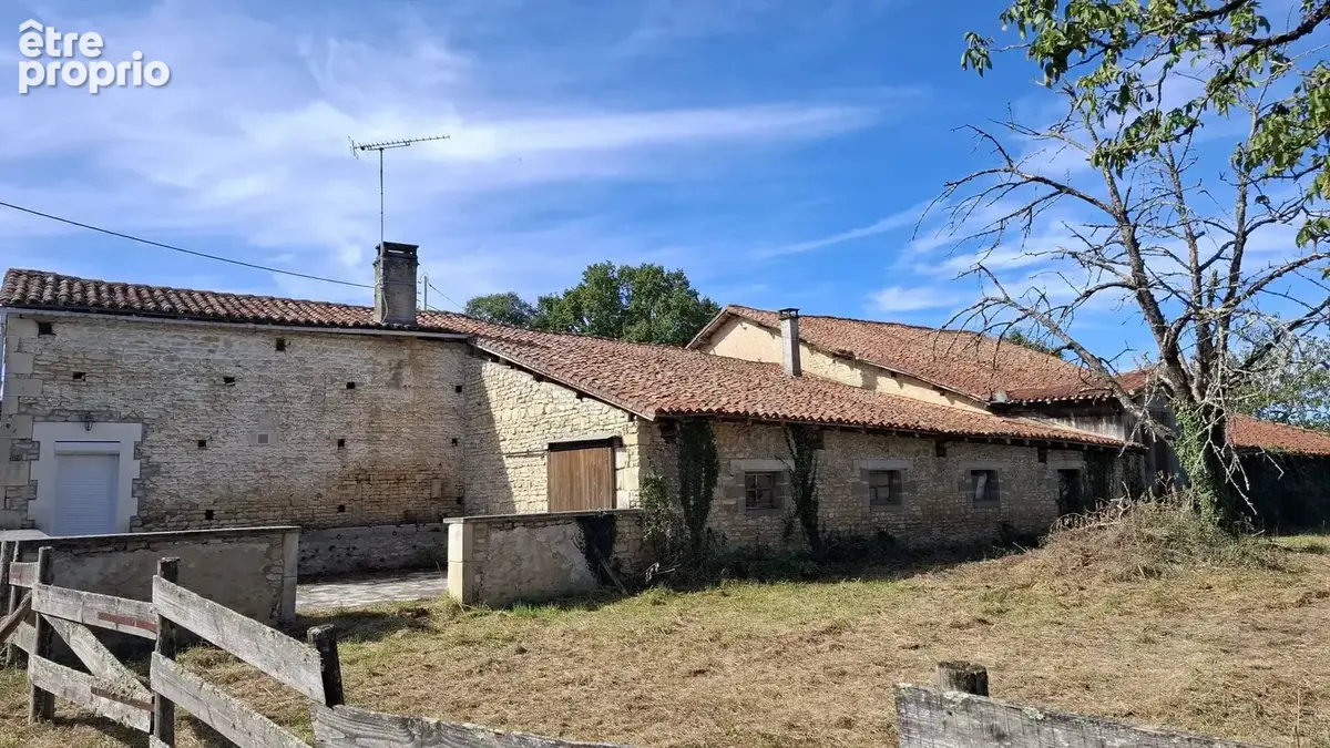 Maison individuelle de trois chambres avec un terrain de 2 hectares - photo 2