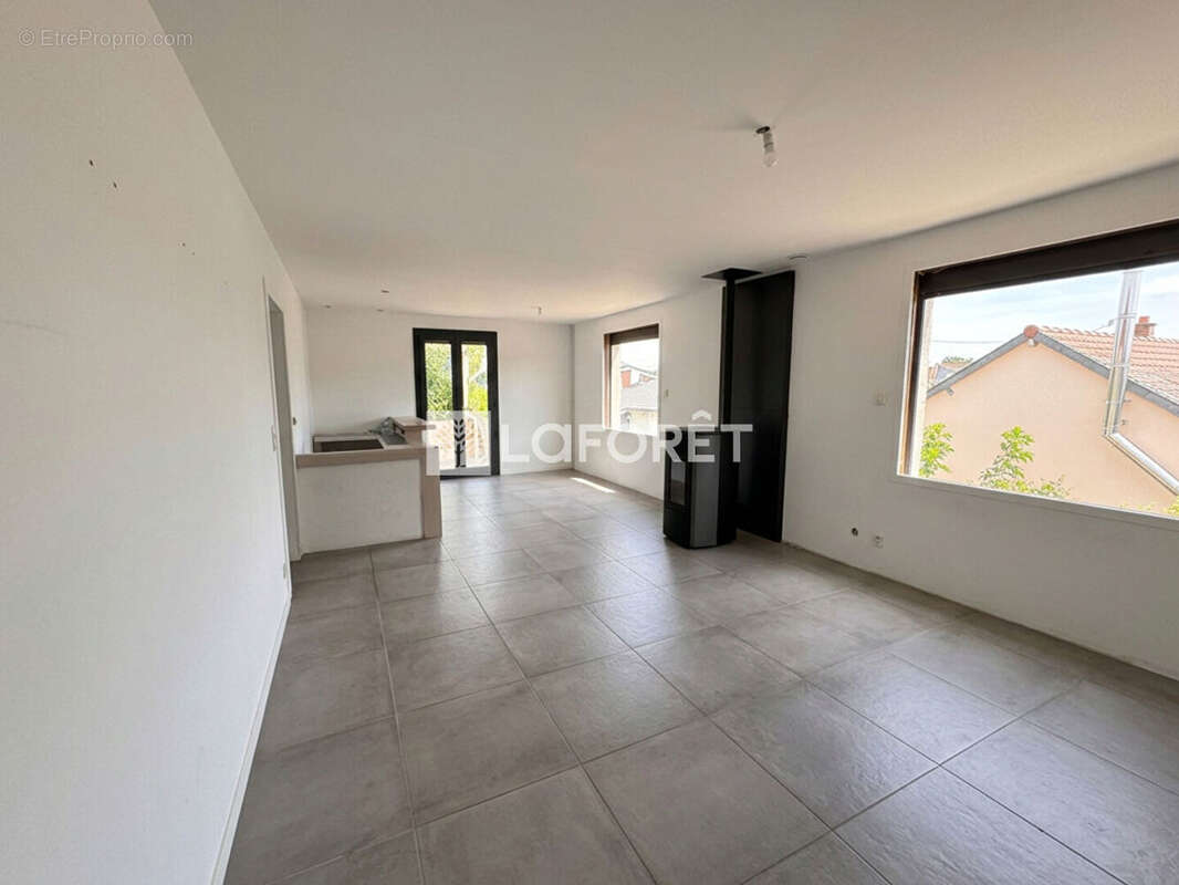ROUEN Mont Gargan - Maison familiale 4 chambres - garage - terrasse - jardin - photo 5