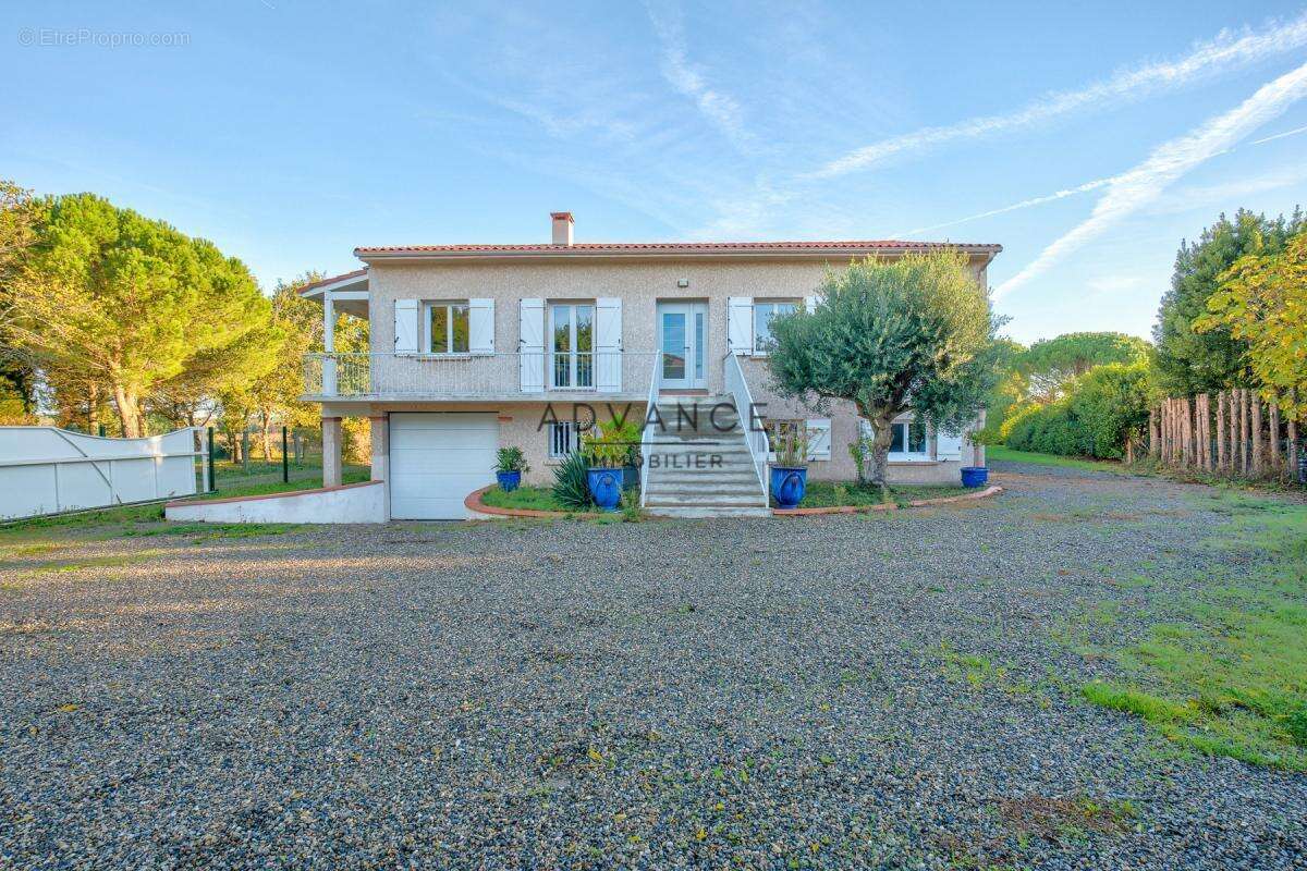 Maison à PECHBONNIEU