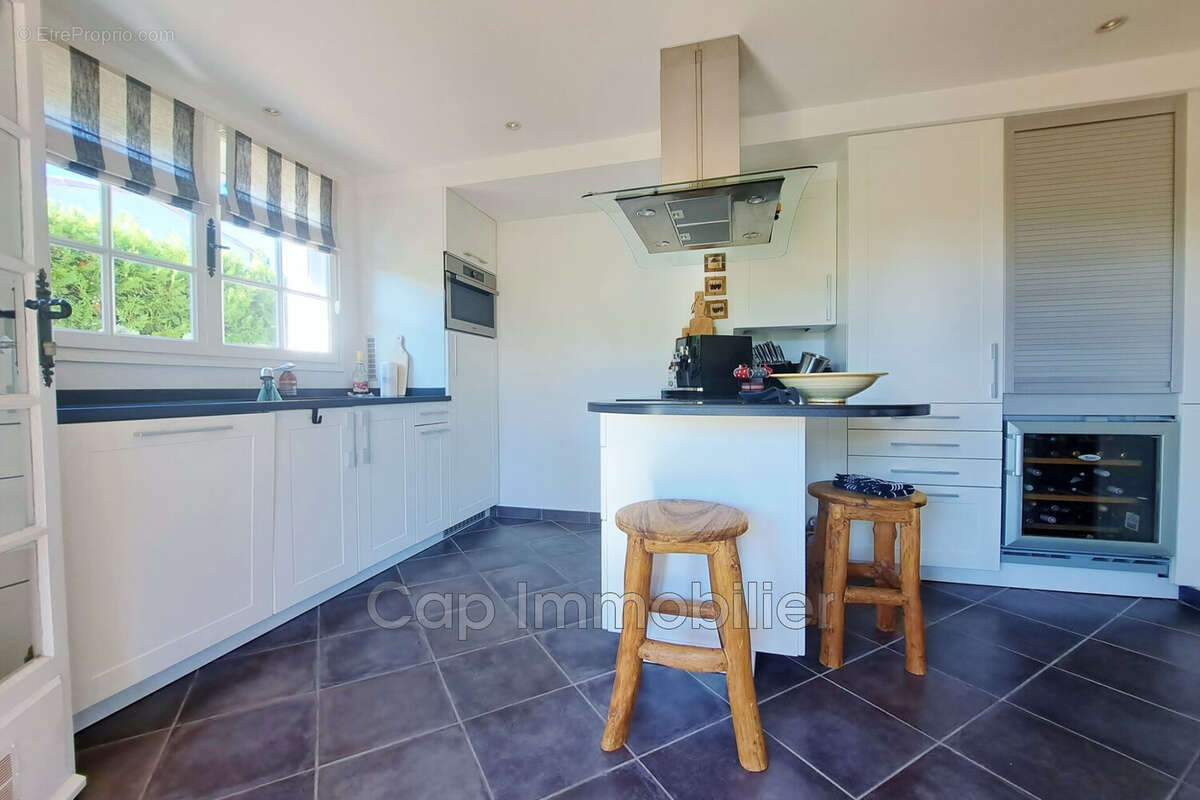 Maison 120 m² à Agde  - photo 7