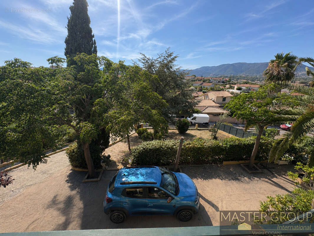 AJACCIO   Superbe villa de près de 200 m2 avec piscine, 6 chambres, deux appartements indépendants, garage et - photo 4