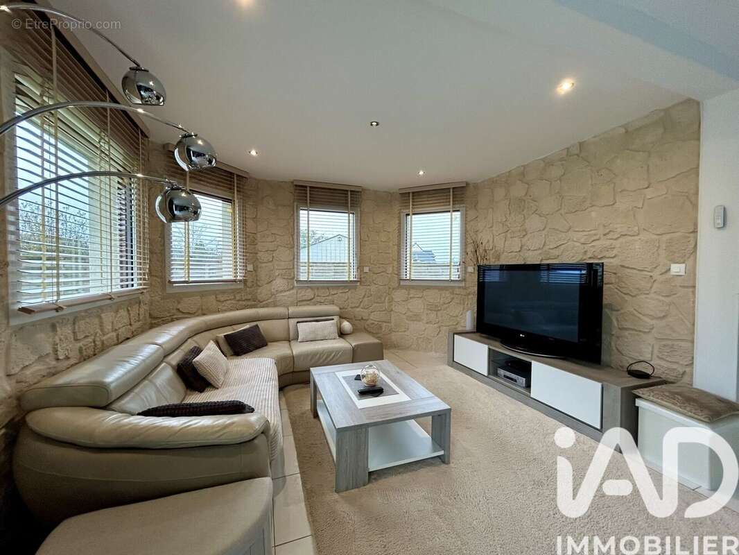 Photo 8 - Maison à LANVOLLON