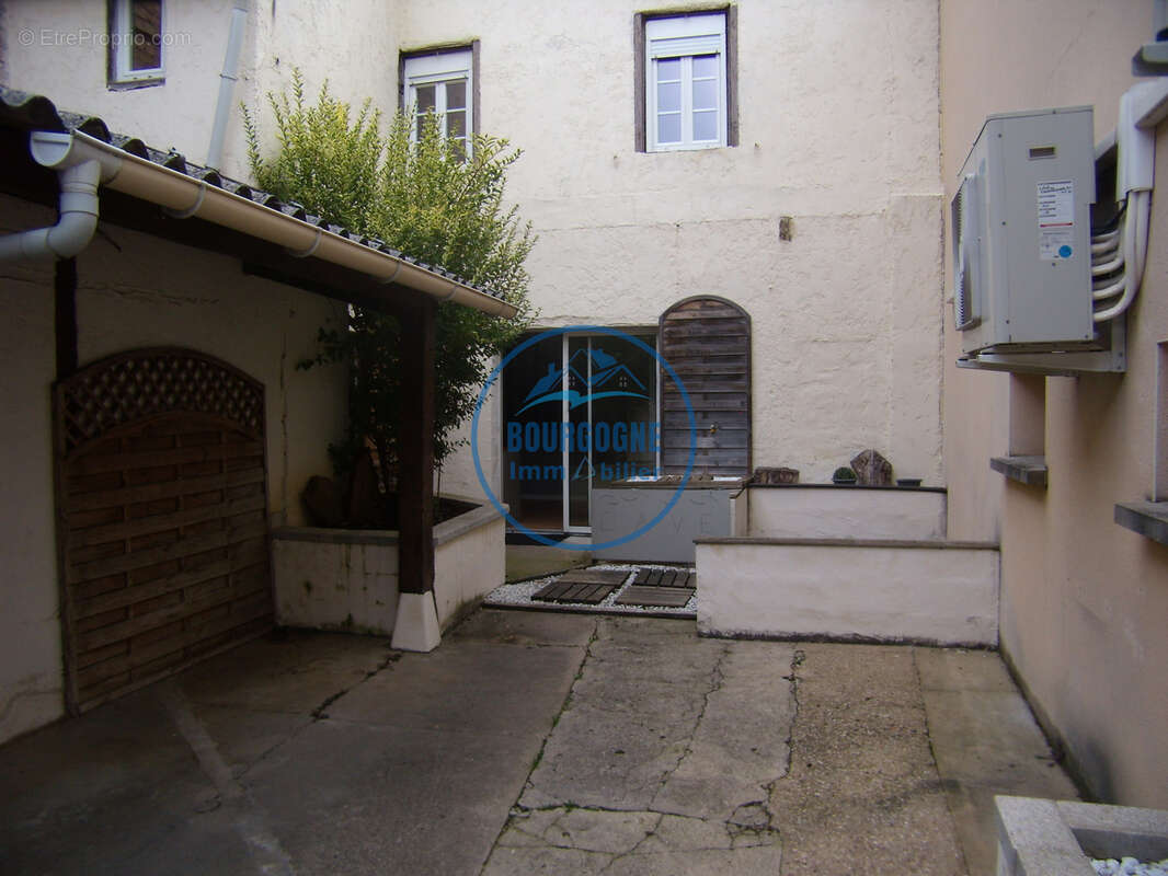 Maison à SAINT-MARCEL