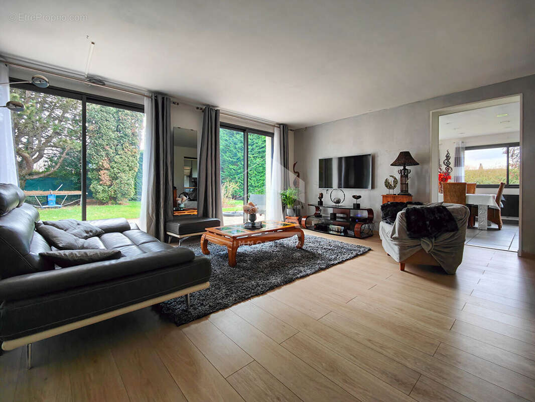 Maison à LES ALLUETS-LE-ROI