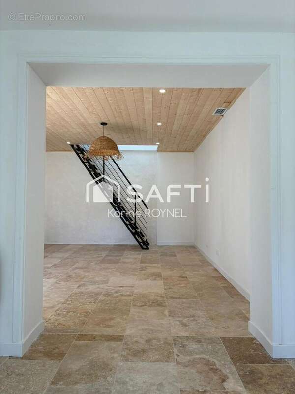 Photo 9 - Maison à LUSSAC