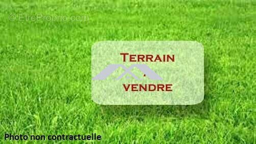 Terrain à LE TAMPON