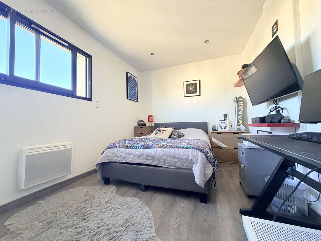 Maison à VILLENEUVE-LES-MAGUELONE