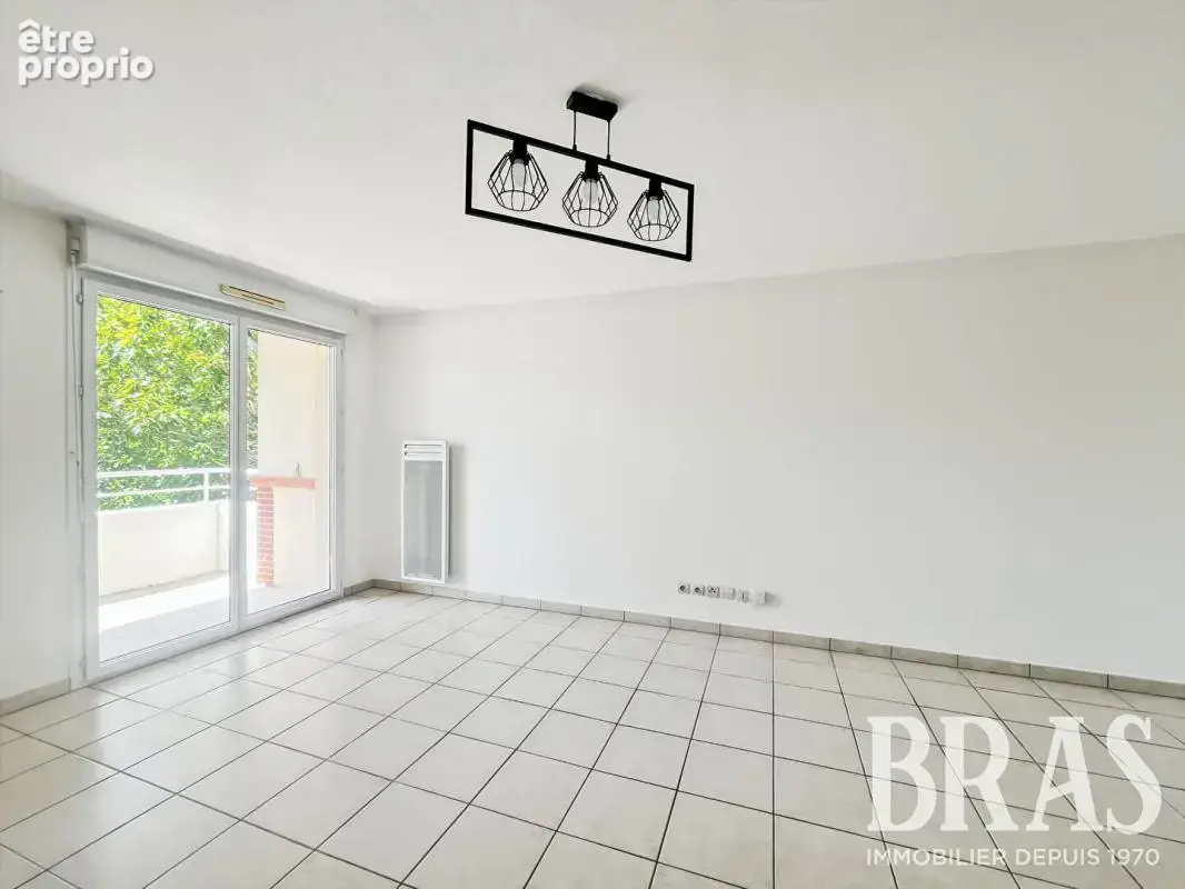 CARQUEFOU - T2 avec balcon dans une résidence sécurisée avec piscine - photo 2