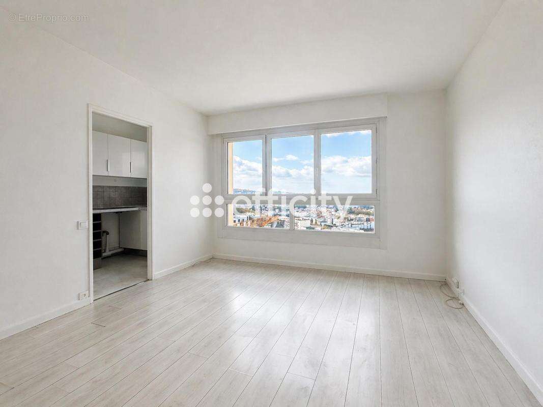 Appartement à ISSY-LES-MOULINEAUX