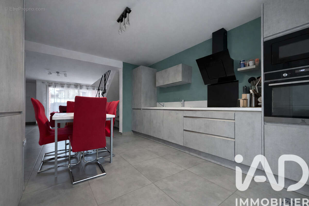 Maison 95 m² à Thuir  - photo 6