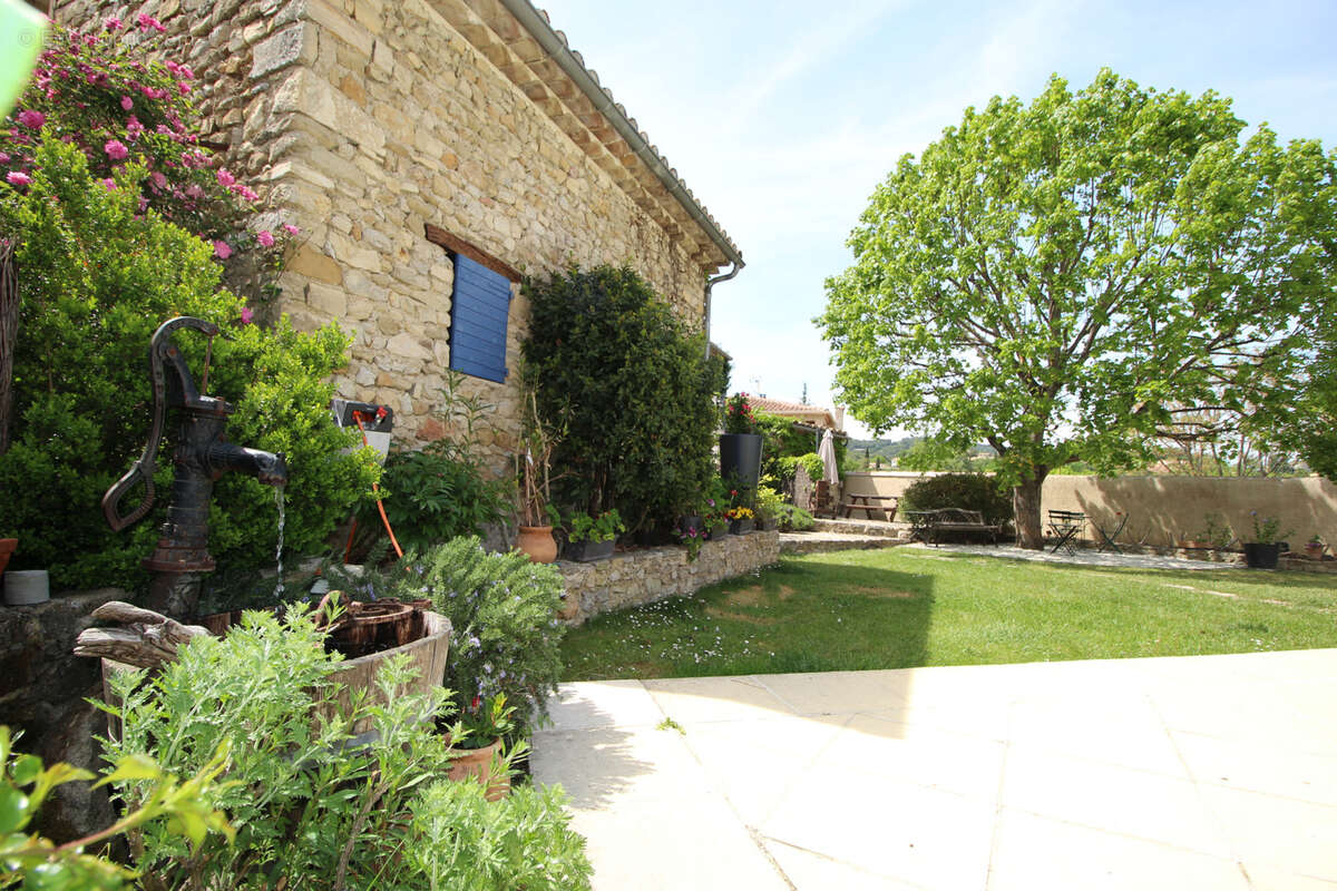 Maison à VAISON-LA-ROMAINE
