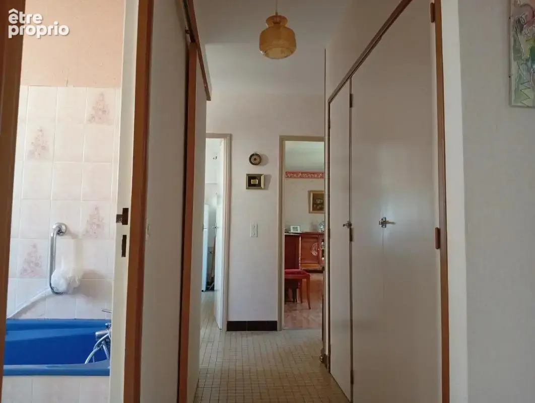Maison mitoyenne de 85m² avec jardin et sous-sol - photo 14