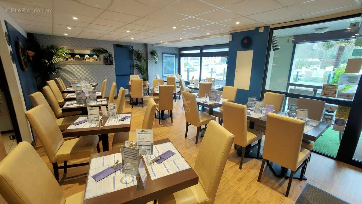 Commerce à LA FORET-FOUESNANT