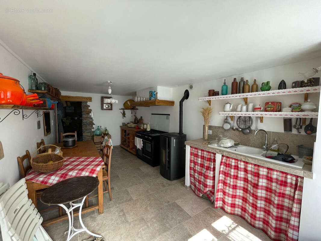 Maison à PRADELLES-CABARDES