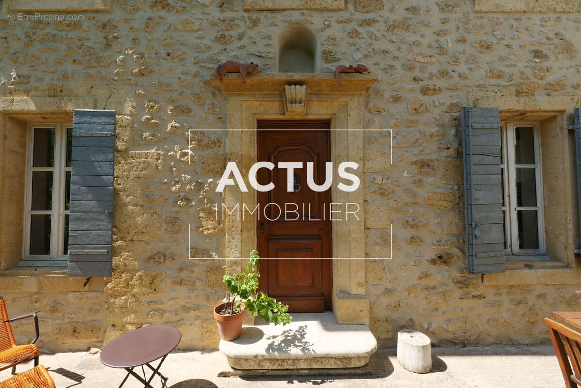 Maison à SALON-DE-PROVENCE