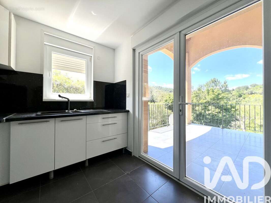 Maison 120 m² à Saint-Jean-De-Barrou  - photo 6