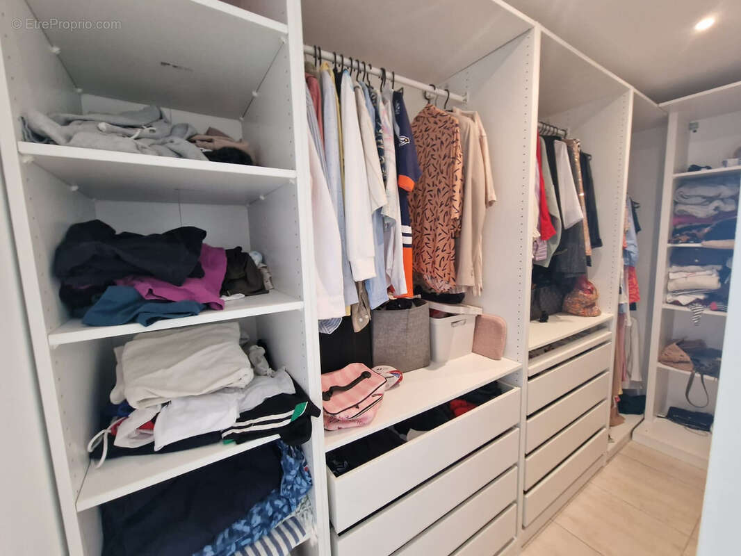 Maison à VILLEMOUSTAUSSOU