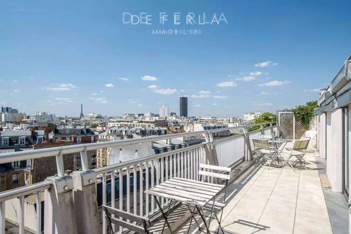 Appartement à PARIS-14E