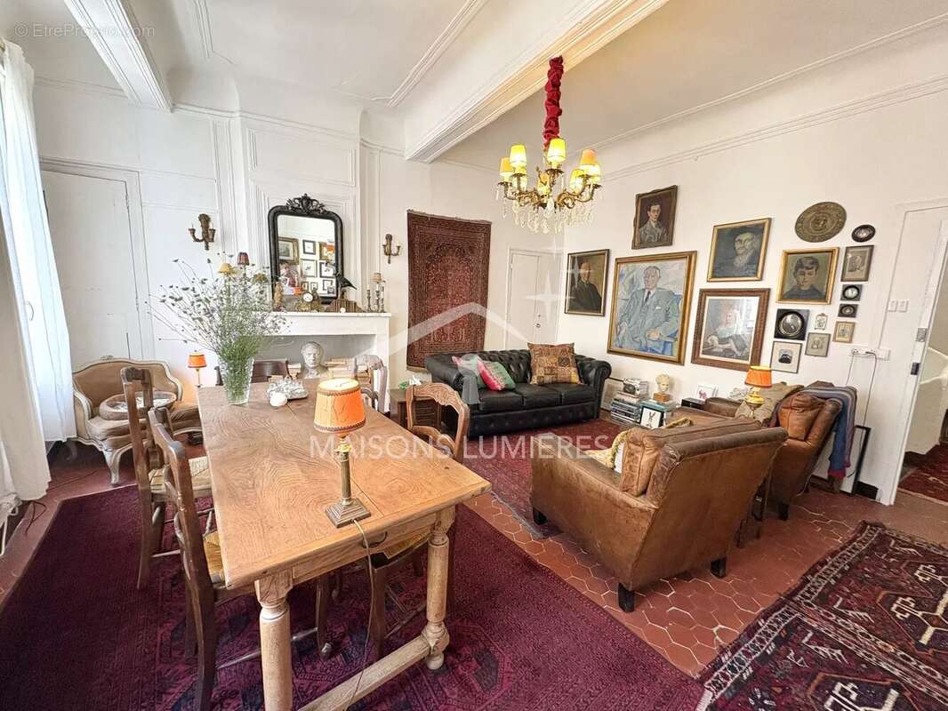 Appartement à APT