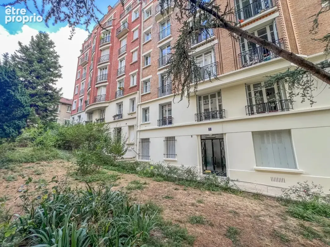 Appartement à PARIS-20E