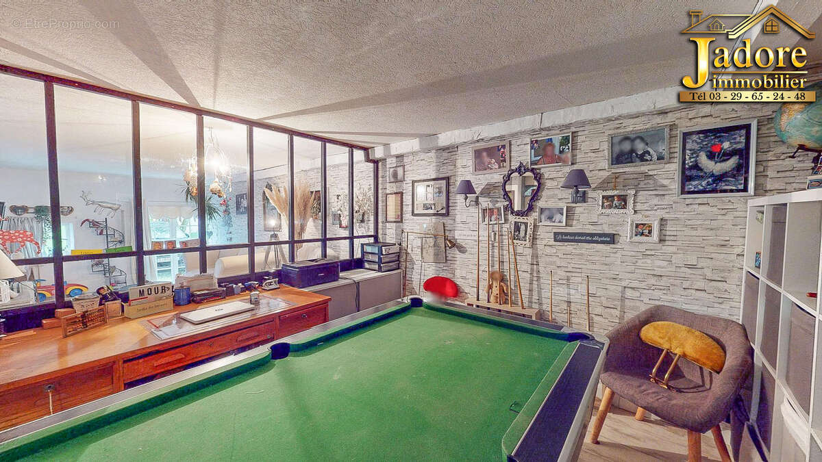 Maison à ETIVAL-CLAIREFONTAINE