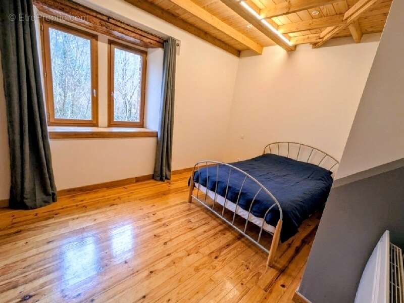 Appartement à SAINT-SAUVEUR-CAMPRIEU