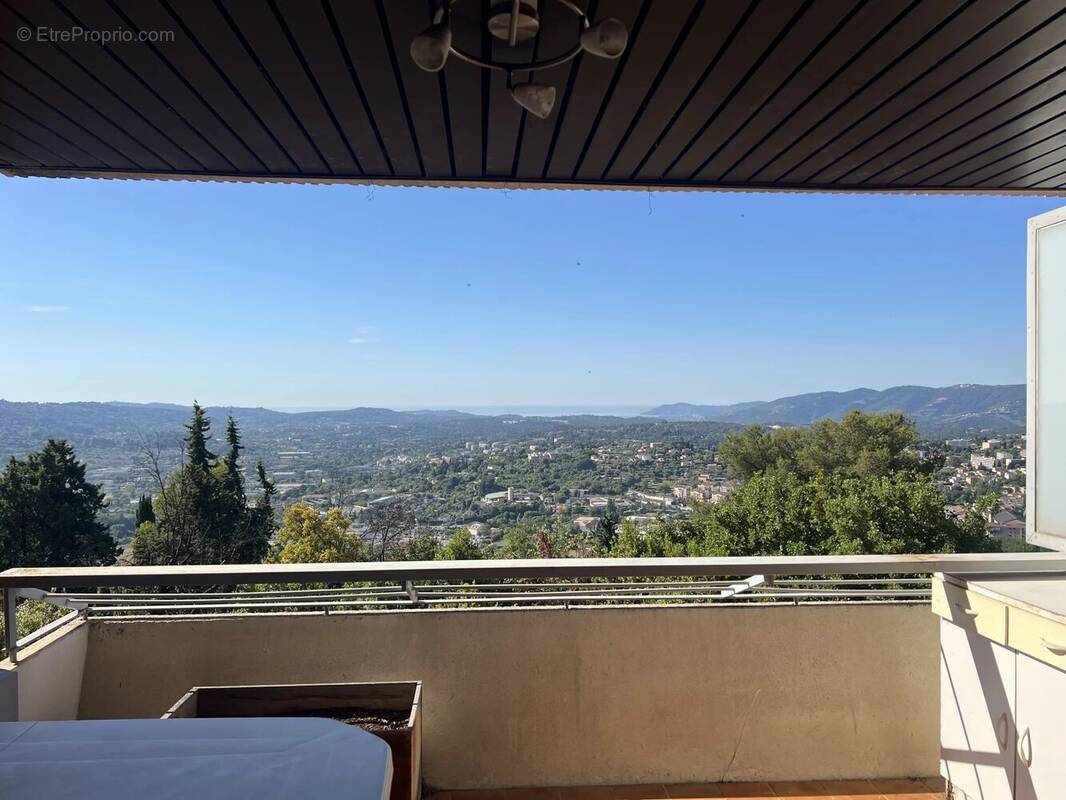 Appartement à GRASSE