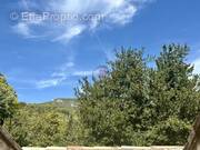 Appartement à SIGNES