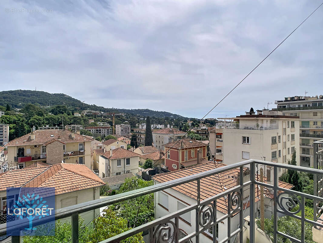 Appartement à LE CANNET