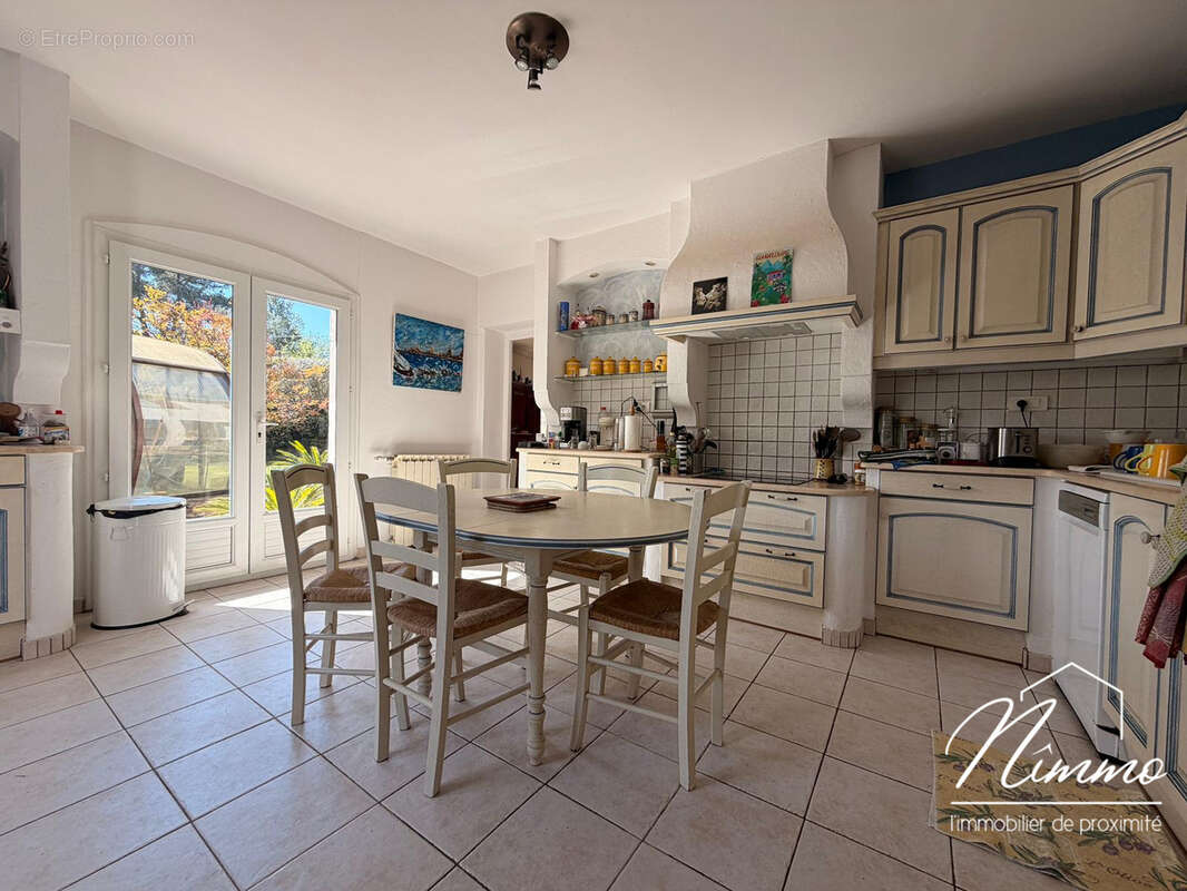 Maison à NIMES