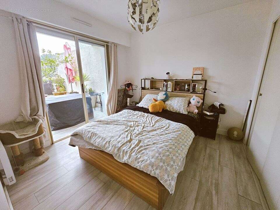 Appartement à MOUGINS