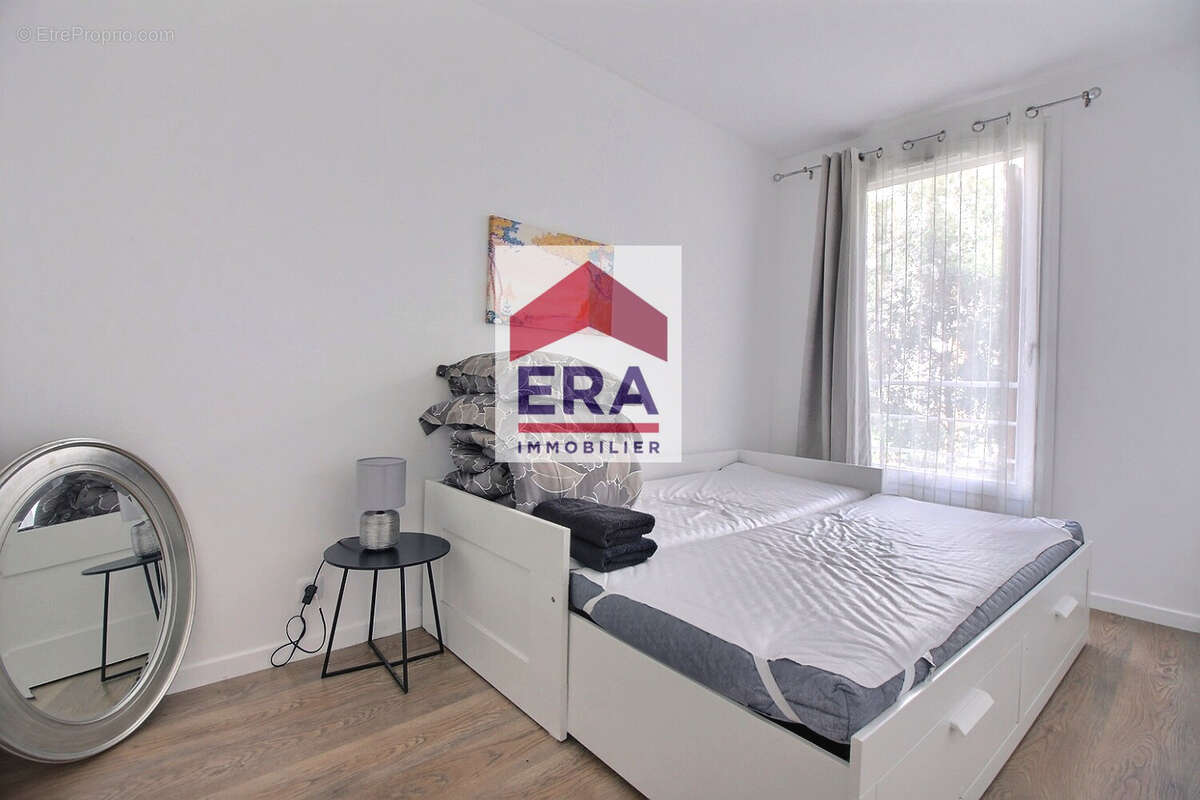 Appartement à L'ILE-SAINT-DENIS