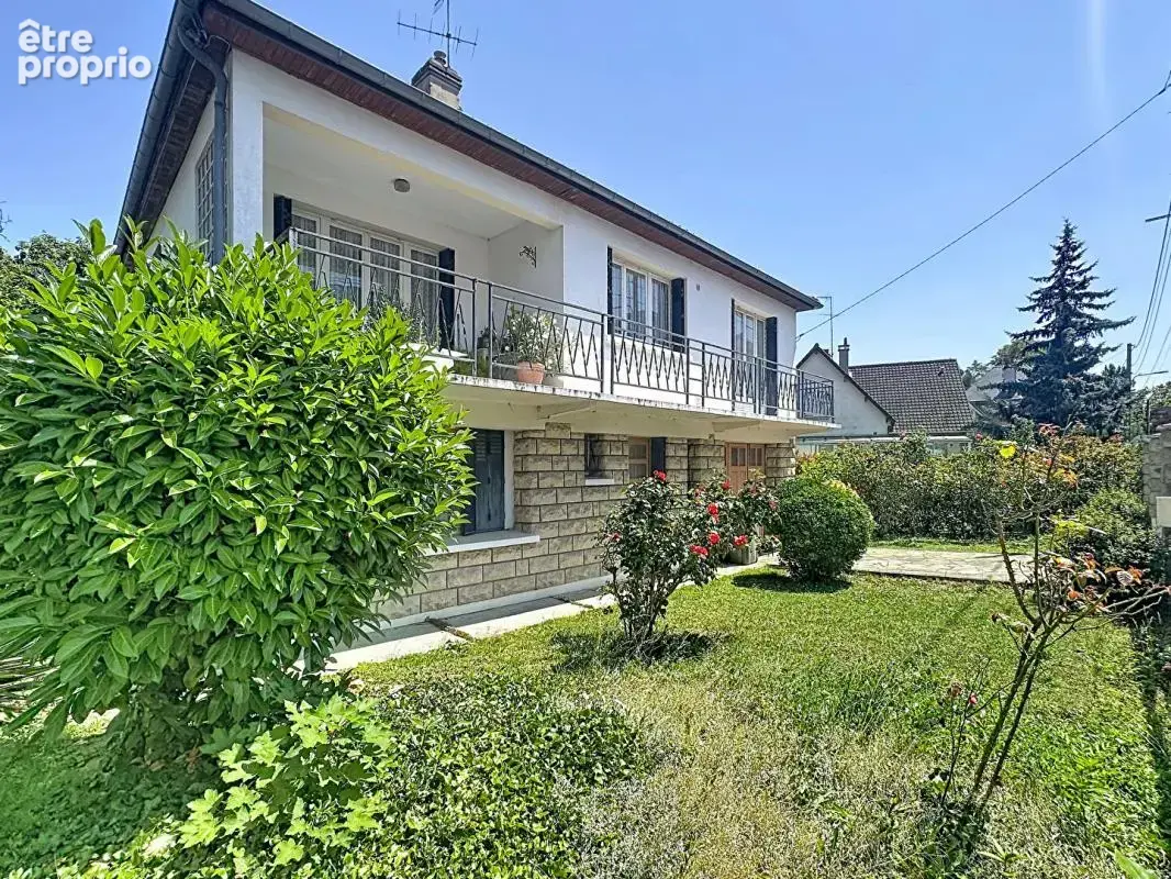 Maison à VERRIERES-LE-BUISSON