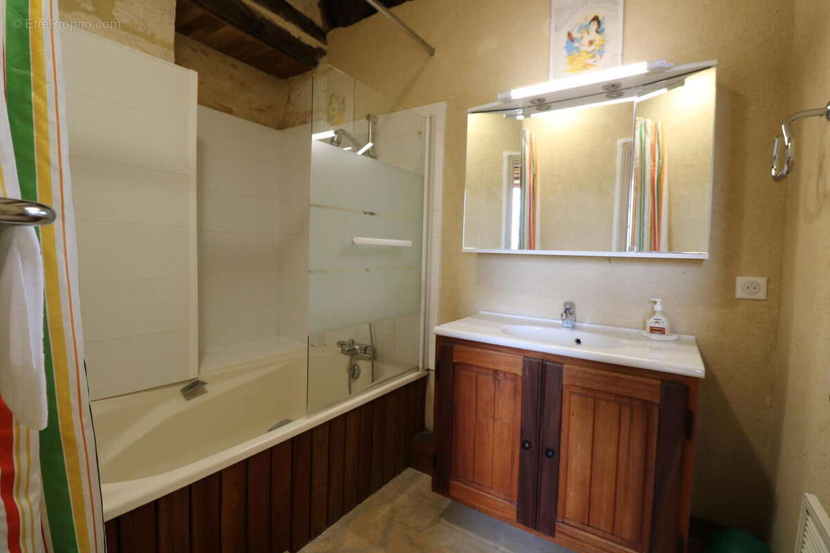 Maison de village ancienne avec jardin et piscine et vue ! - photo 12