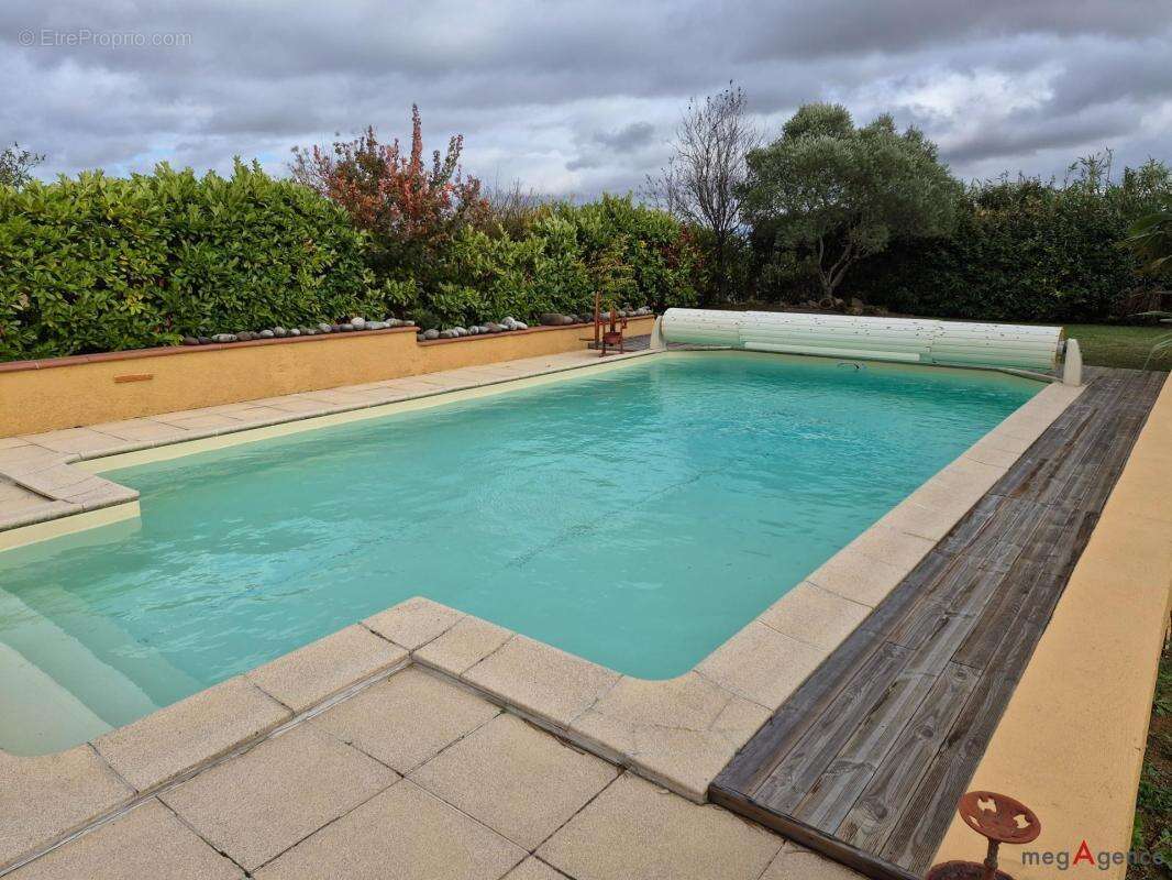 Maison à CASTELNAU-BARBARENS