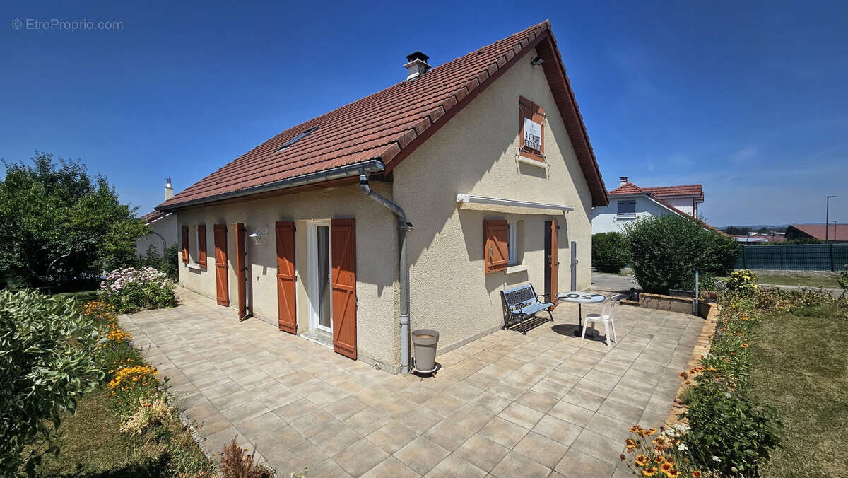 Maison à VALDAHON