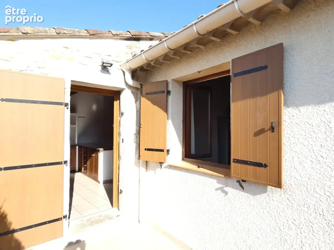 Saint Christol les Alès , superbe maison en pierres , deux logements , Investisseurs ou habitation principale - photo 11