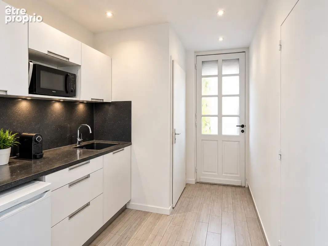 Commerce 90 m² à La Teste-De-Buch  - photo 8