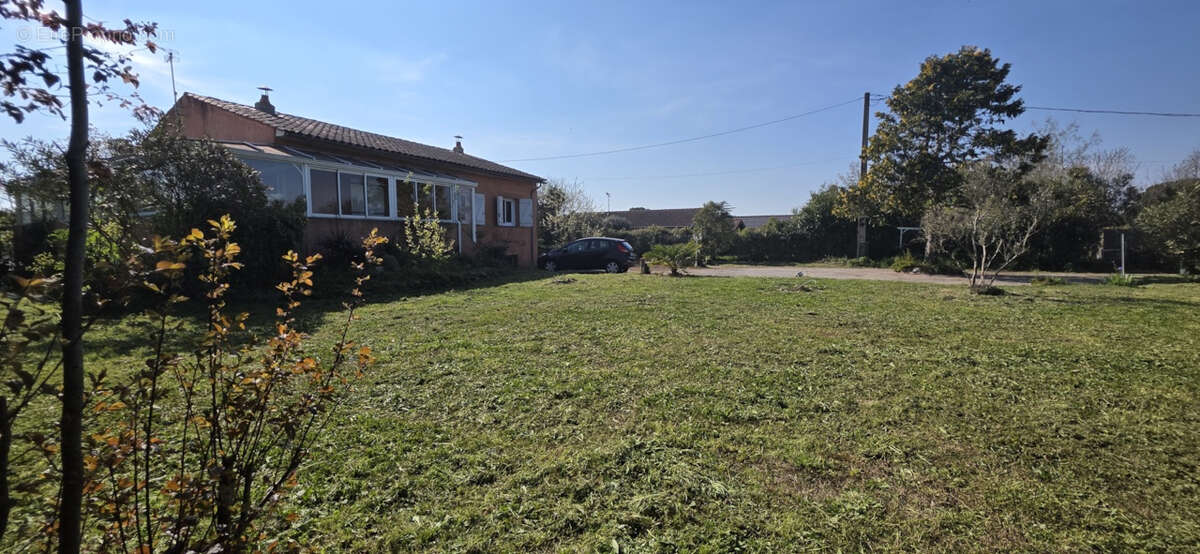 Maison à FROUZINS