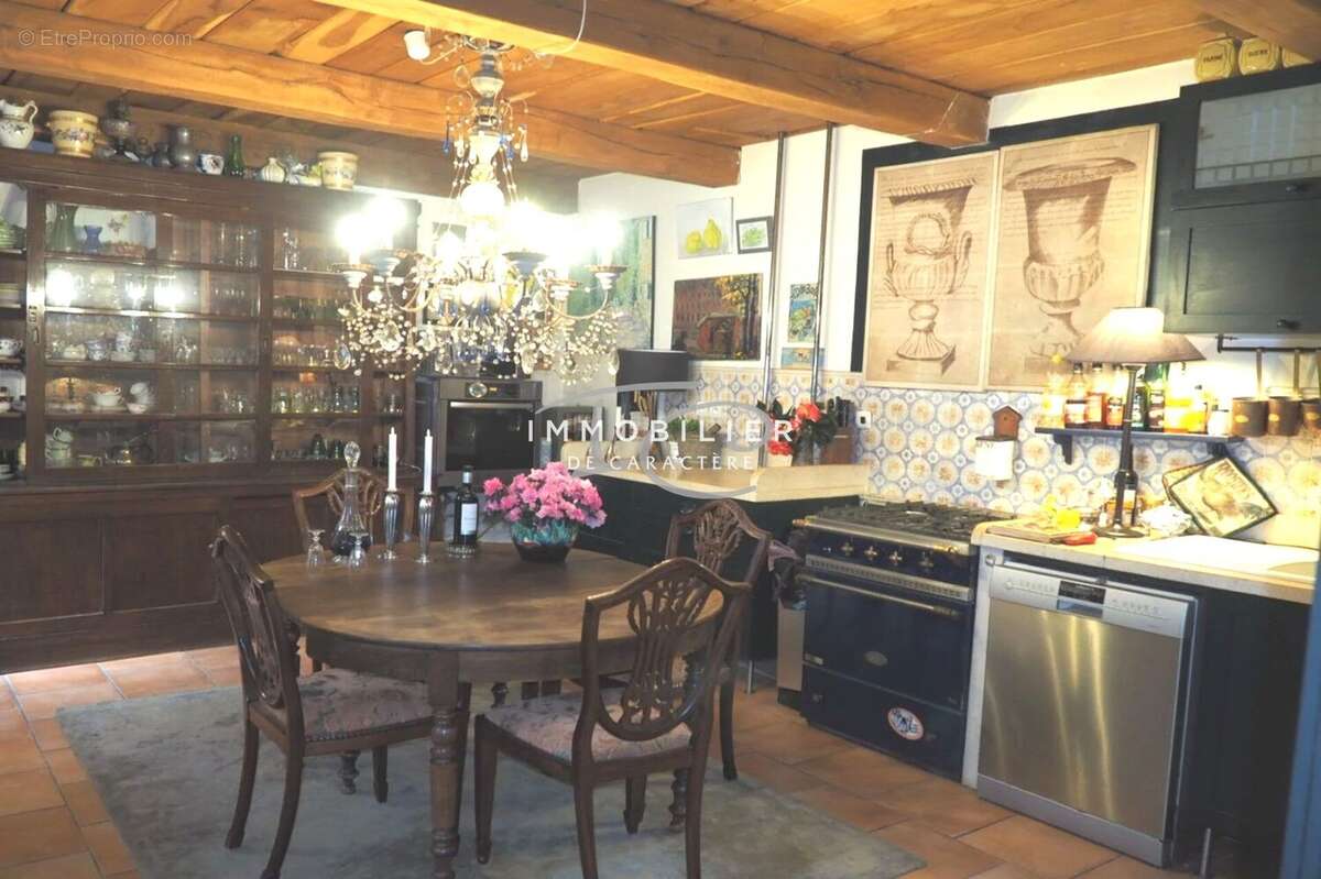 Maison à LA GARDE-FREINET