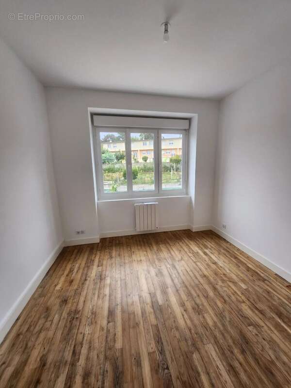 Appartement à SAINT-JUNIEN