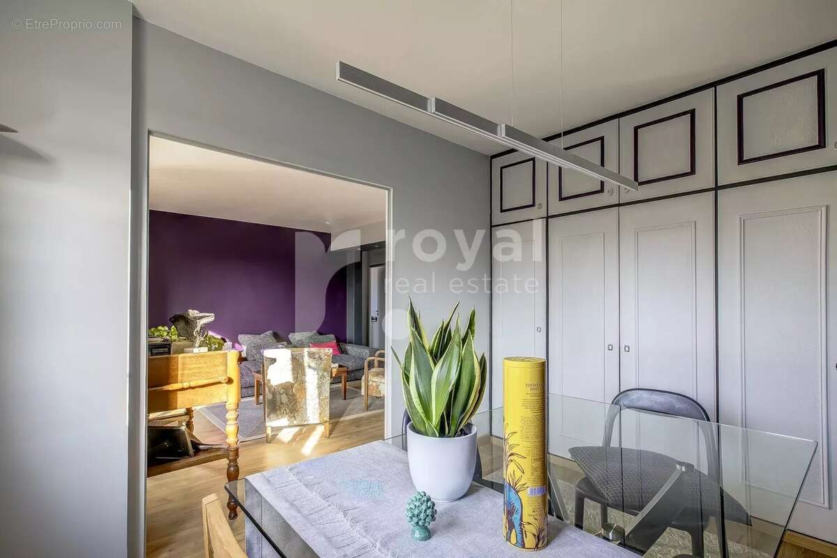 Appartement à VALBONNE